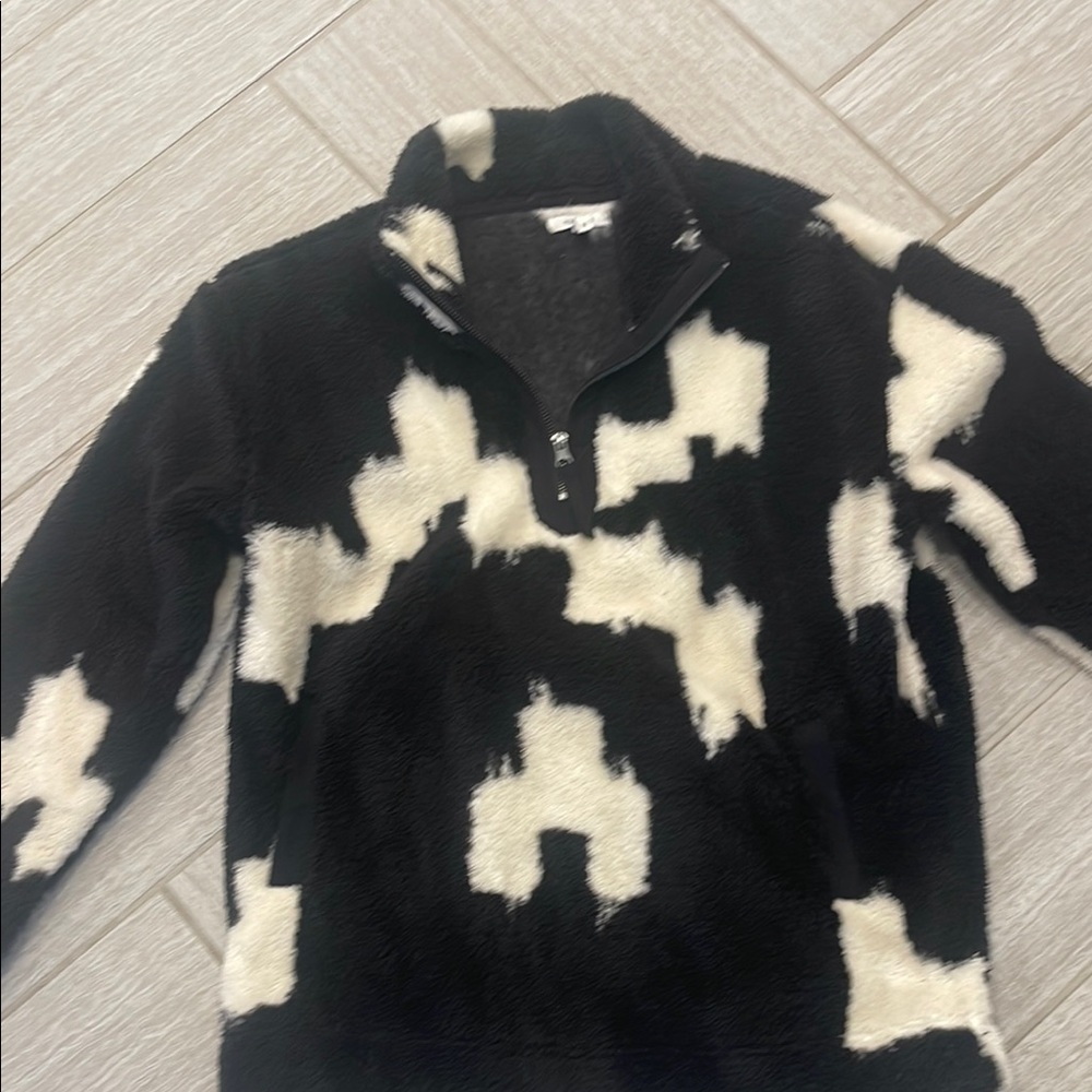 Maurices Black and White Zip Up Sweater with Geometric Pattern